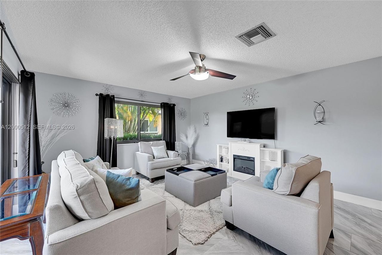 14664 Bonaire Boulevard, Unit 9-1, Delray Beach, FL 33446 Photo