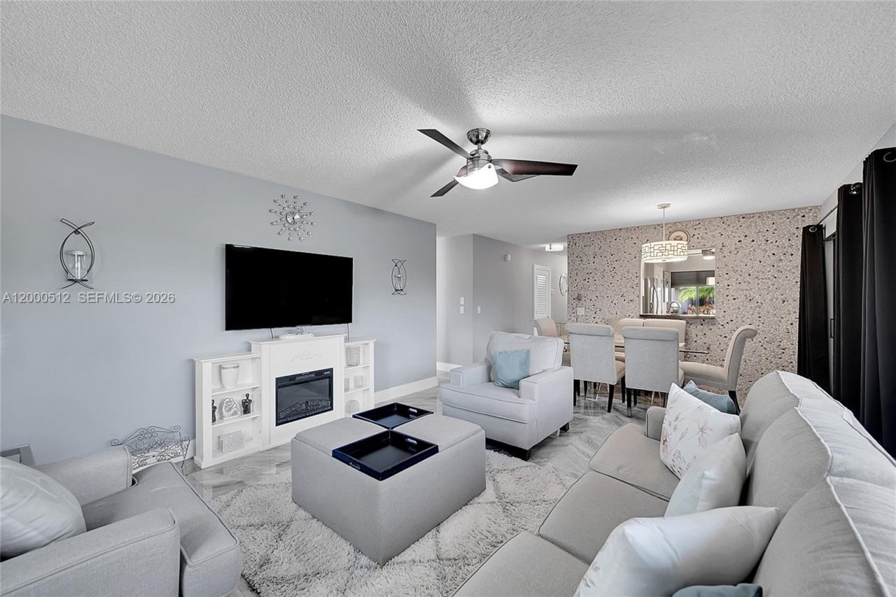 14664 Bonaire Boulevard, Unit 9-1, Delray Beach, FL 33446 Photo