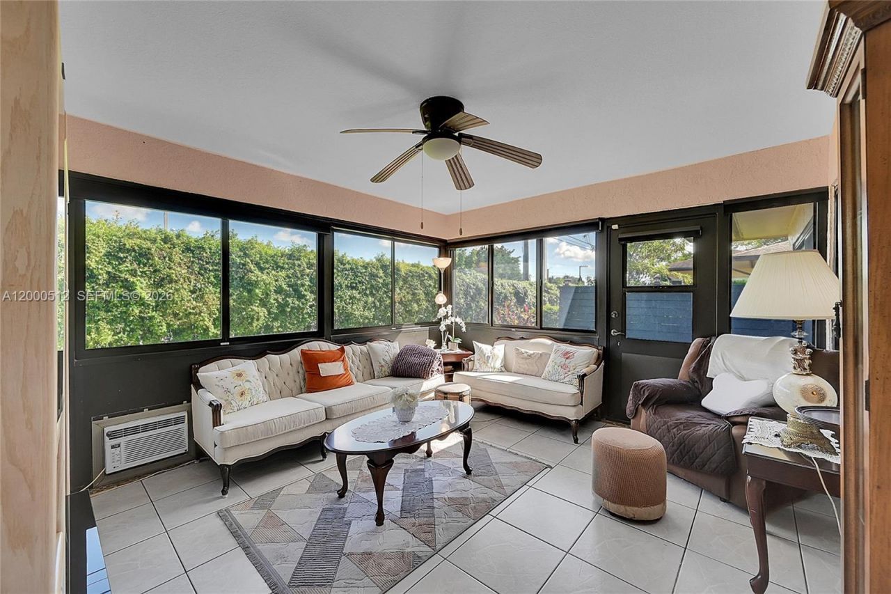 14664 Bonaire Boulevard, Unit 9-1, Delray Beach, FL 33446 Photo