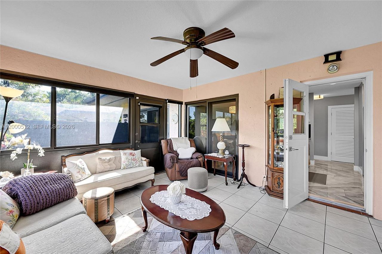 14664 Bonaire Boulevard, Unit 9-1, Delray Beach, FL 33446 Photo