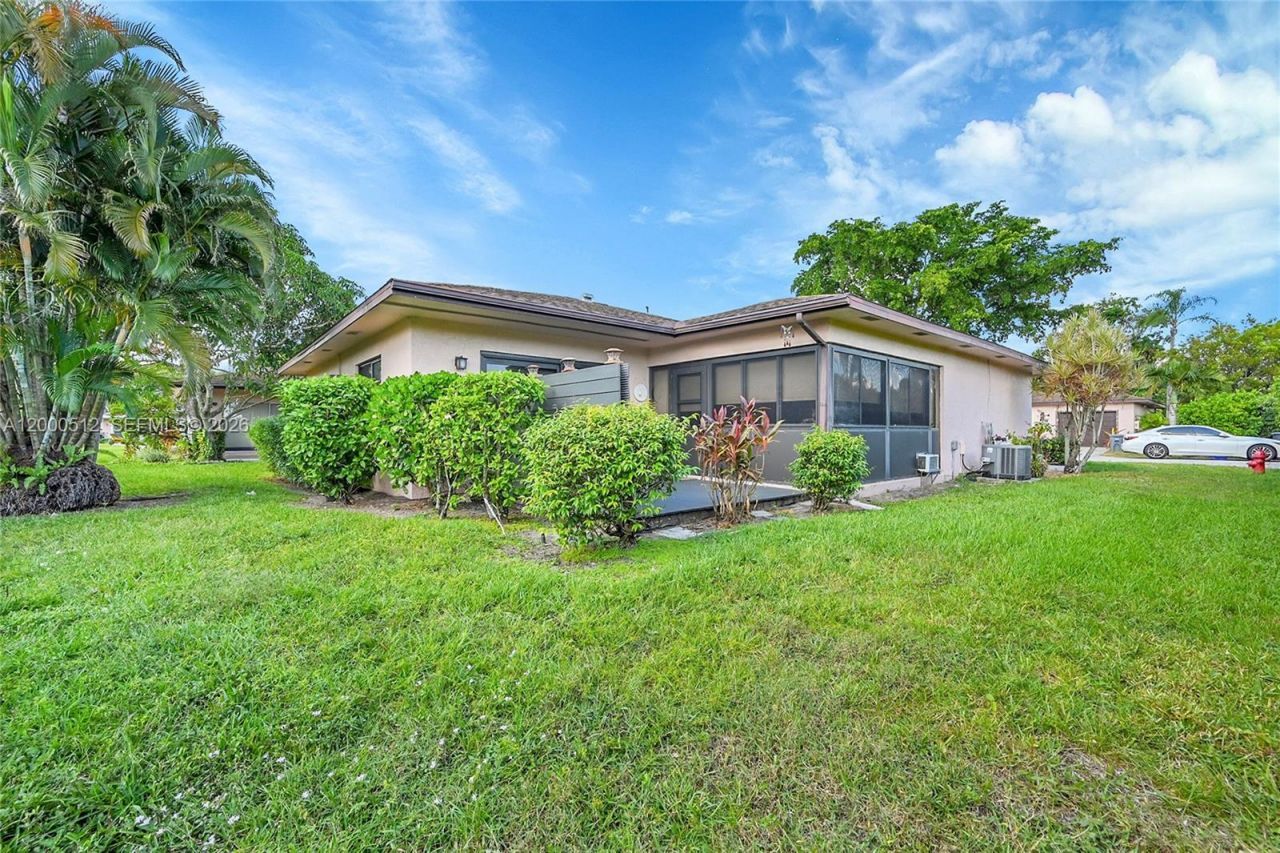 14664 Bonaire Boulevard, Unit 9-1, Delray Beach, FL 33446 Photo