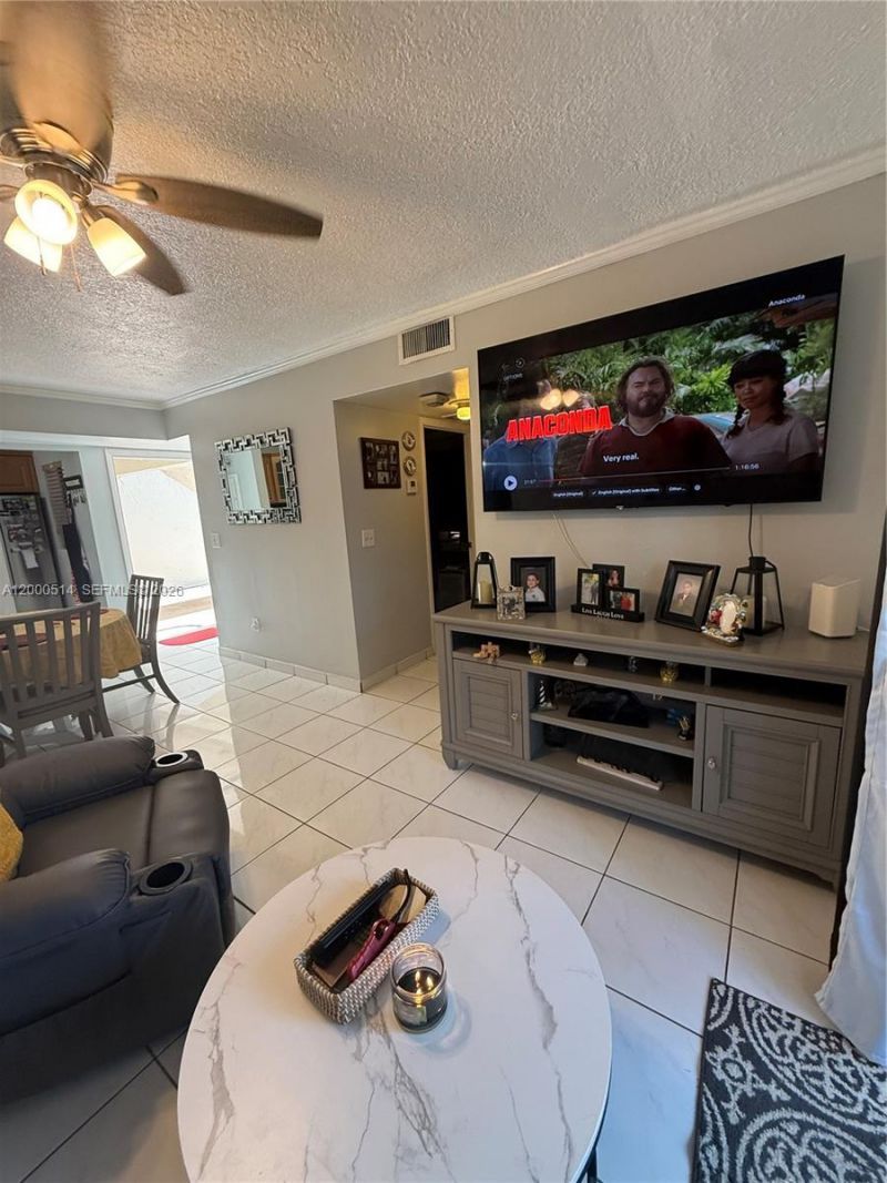 9716 Hammocks Blvd, Unit 101, Miami, FL 33196 Photo