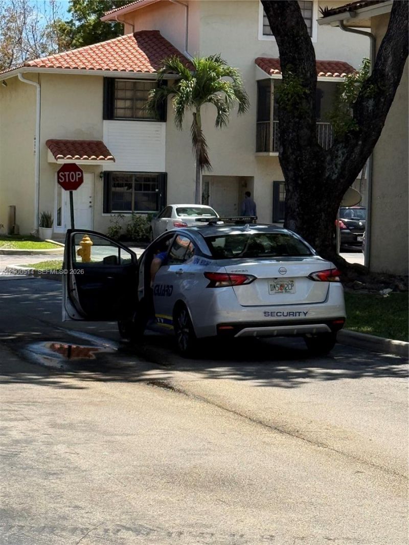 9716 Hammocks Blvd, Unit 101, Miami, FL 33196 Photo