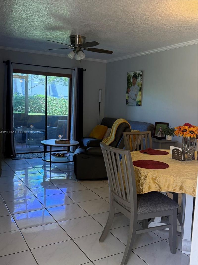 9716 Hammocks Blvd, Unit 101, Miami, FL 33196 Photo
