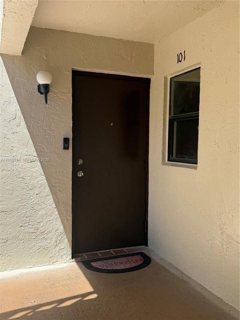 9716 Hammocks Blvd, Unit 101, Miami, FL 33196 Photo