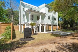 3821 Myrtle Dr. photo 4