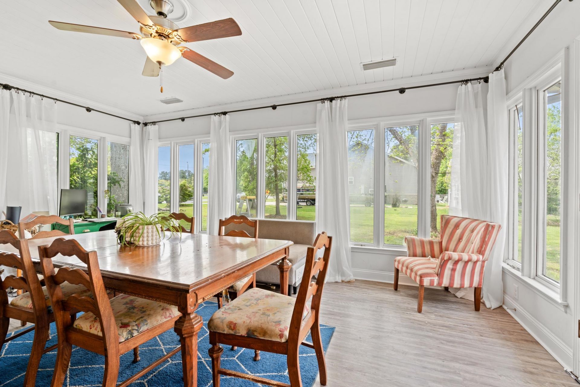 1301 Snowhill Dr. Photo 14