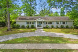 1301 Snowhill Dr. photo 4