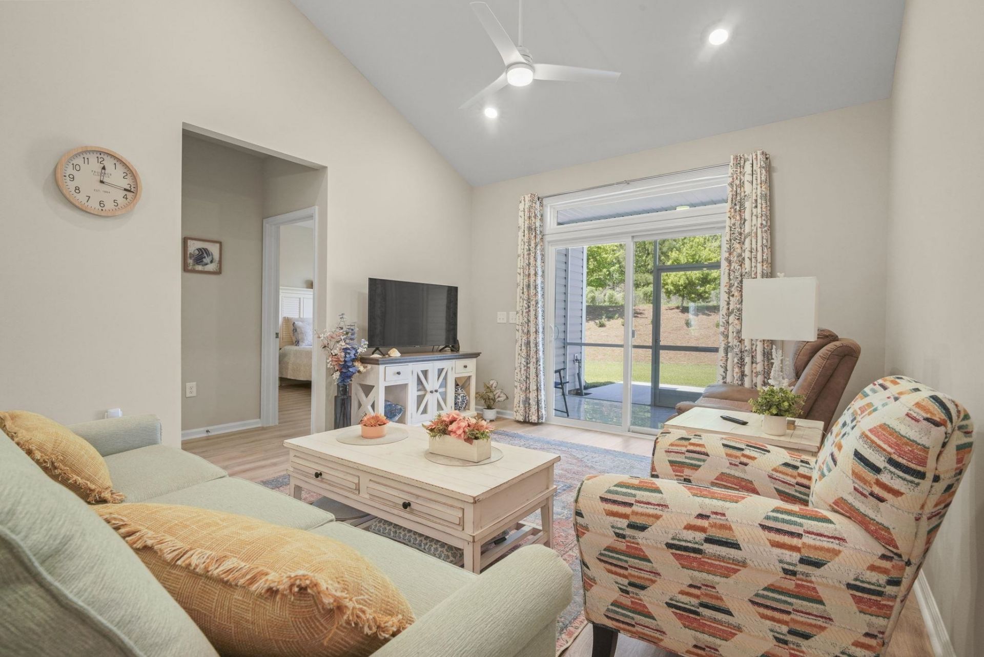 4045 Taranto Loop Photo 19