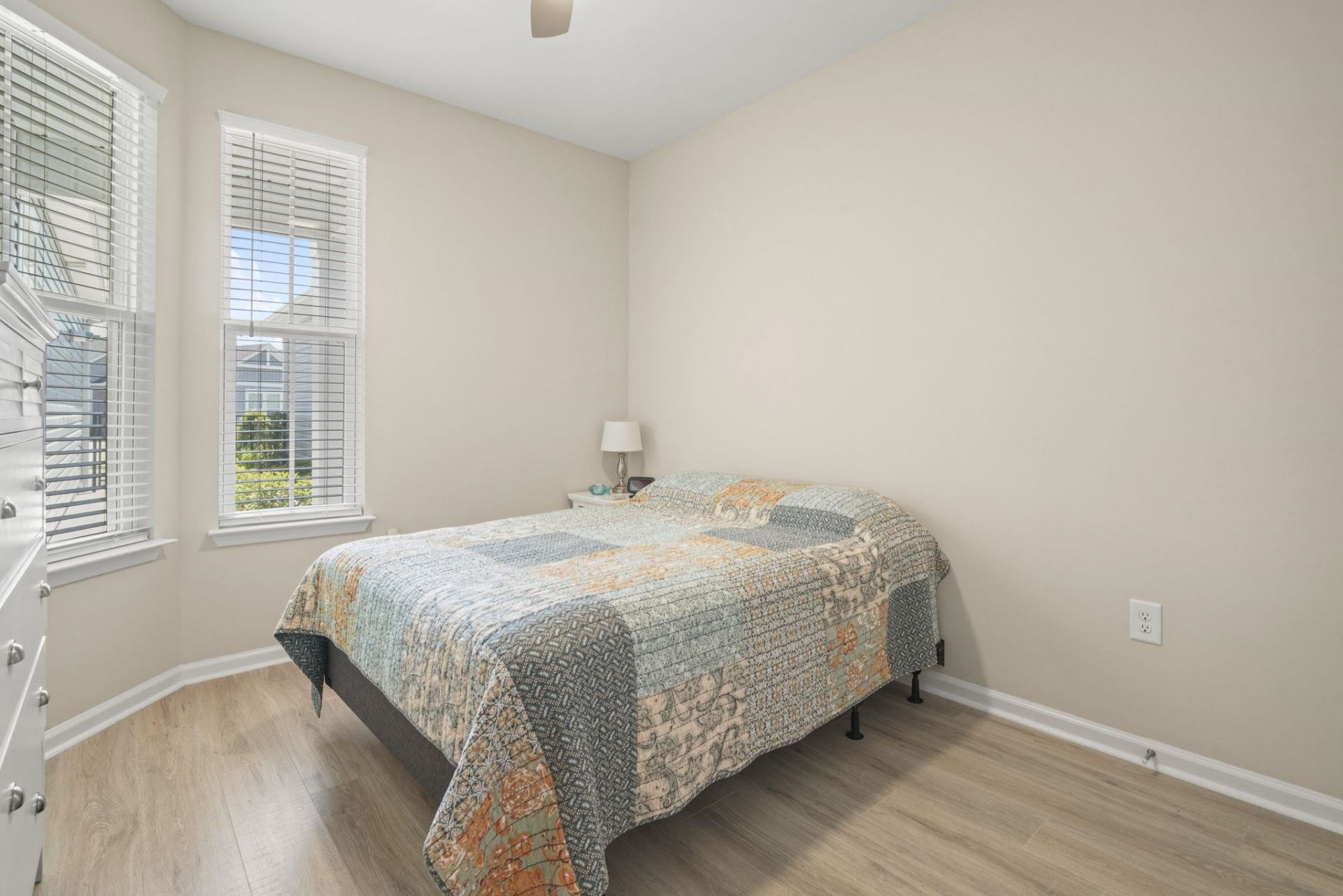 4045 Taranto Loop Photo 27