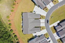 4045 Taranto Loop photo 4