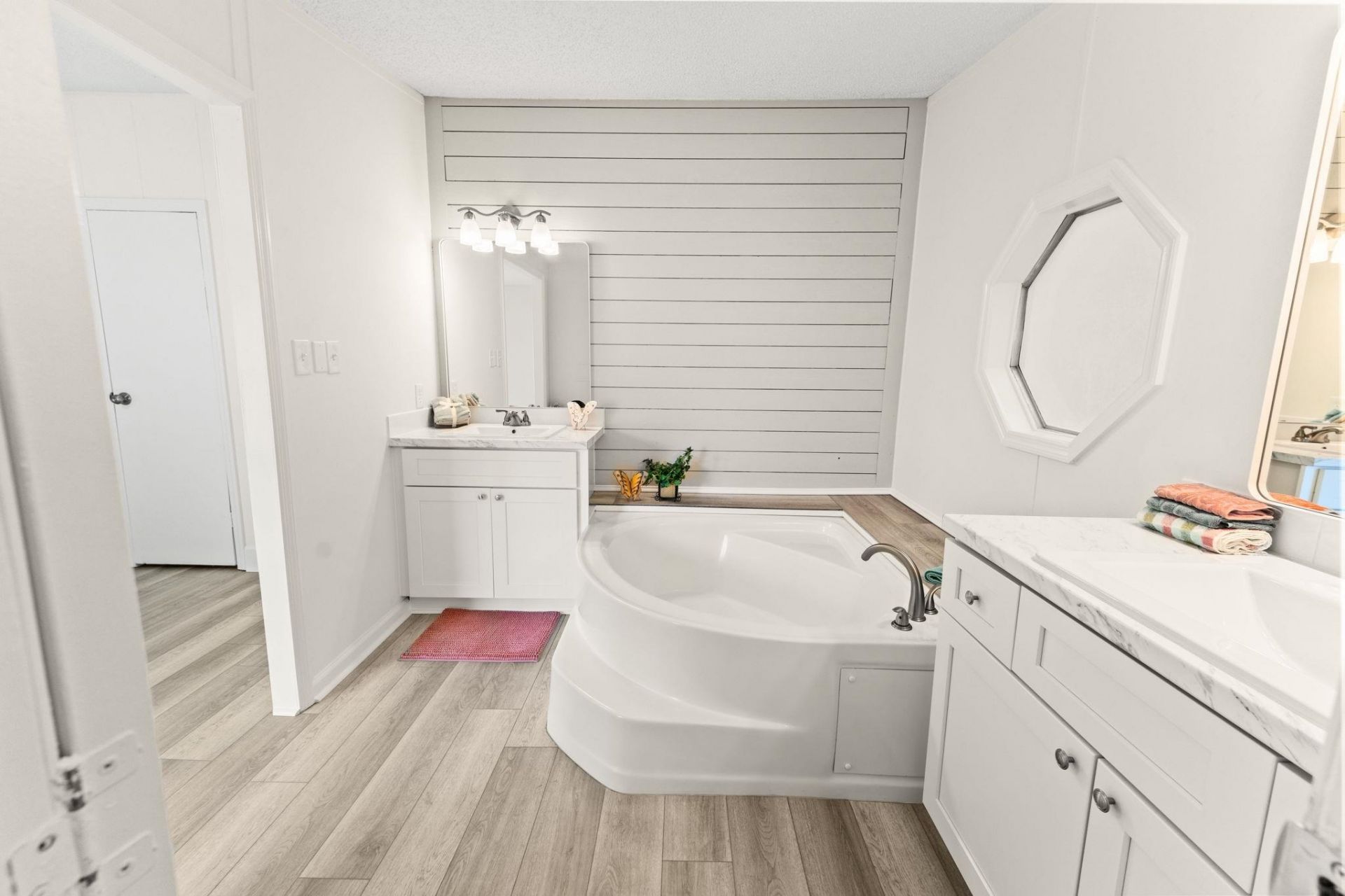 160 Saint Christopher Circle Photo 20