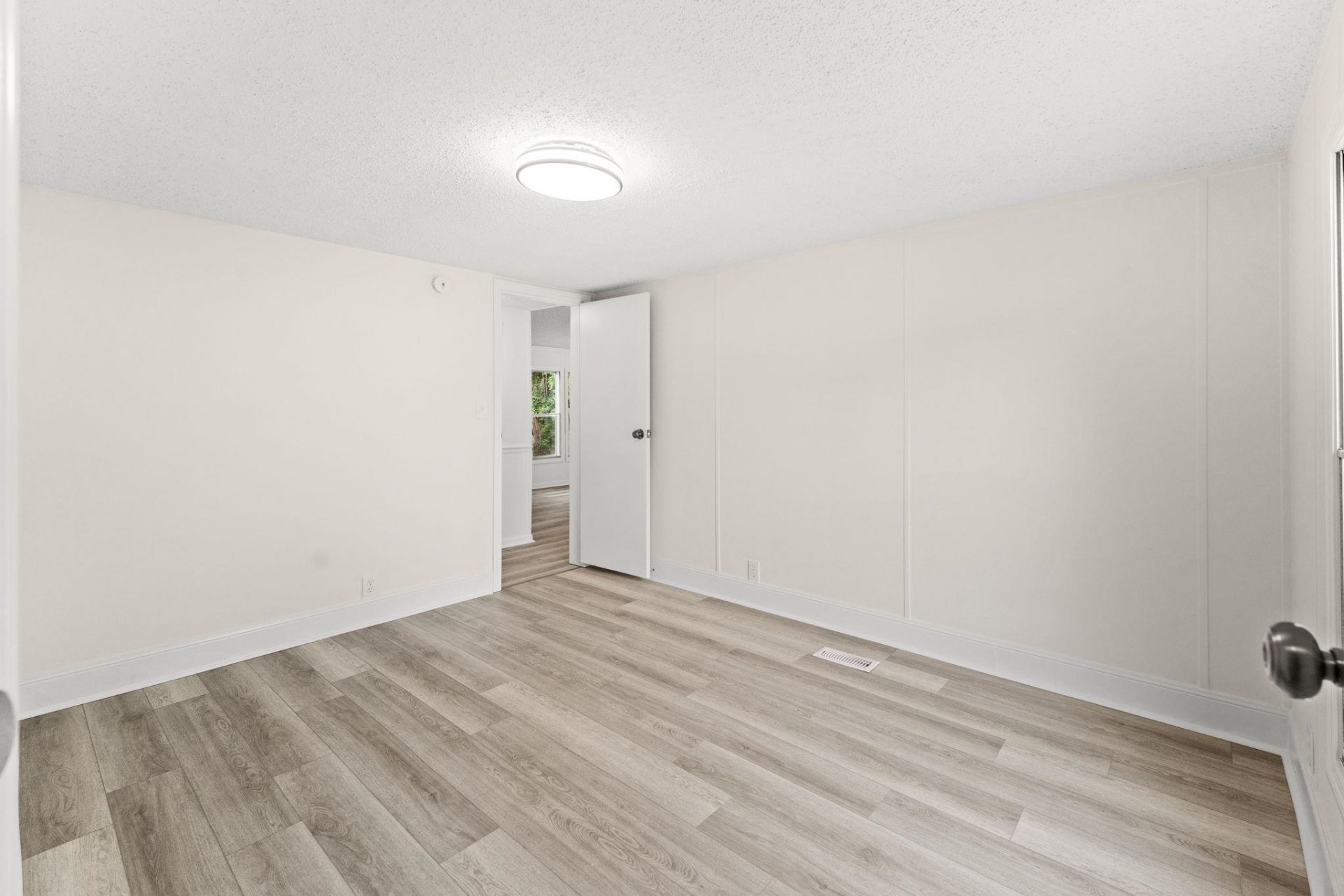 160 Saint Christopher Circle Photo 29