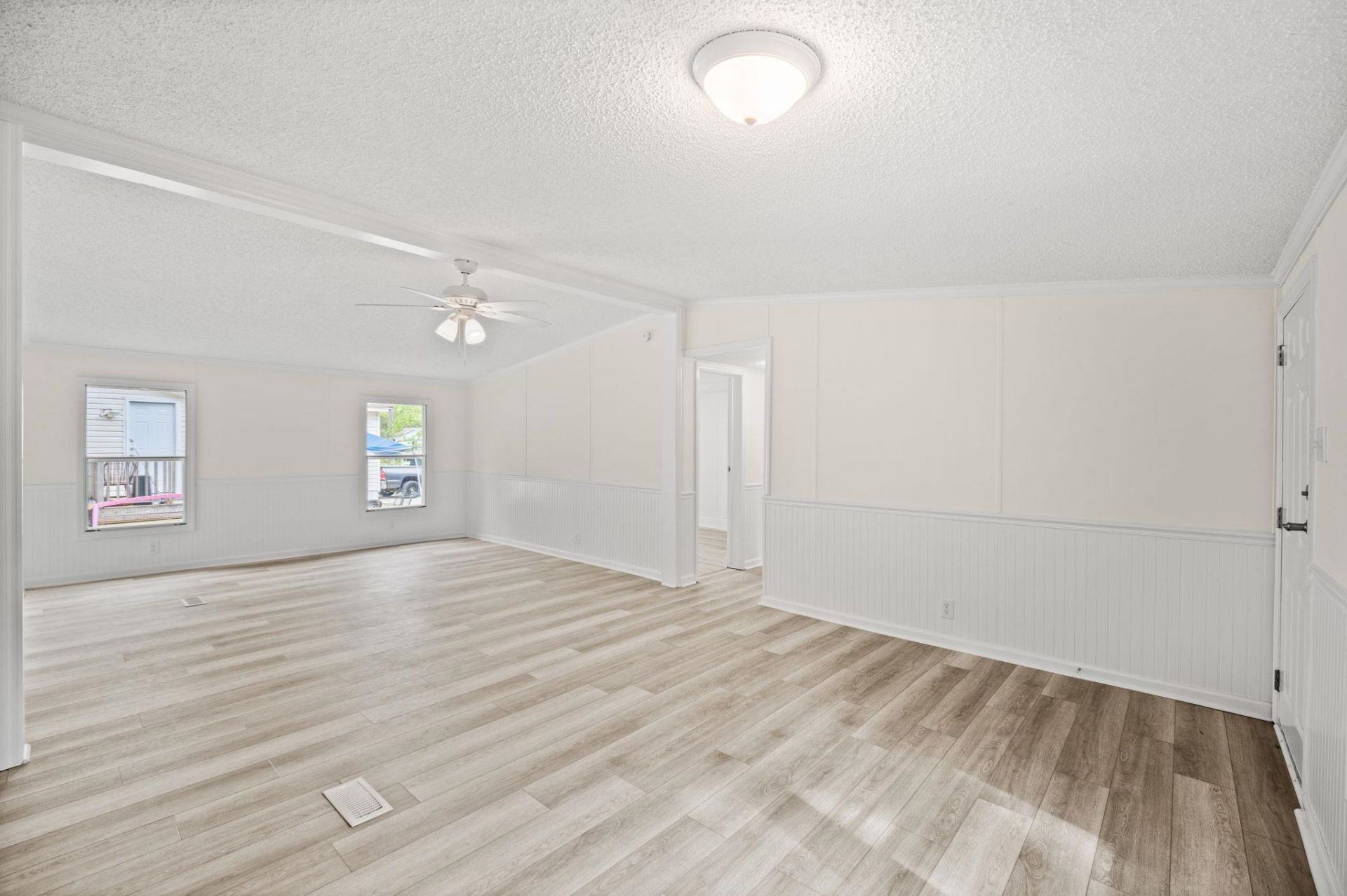 160 Saint Christopher Circle Photo 4