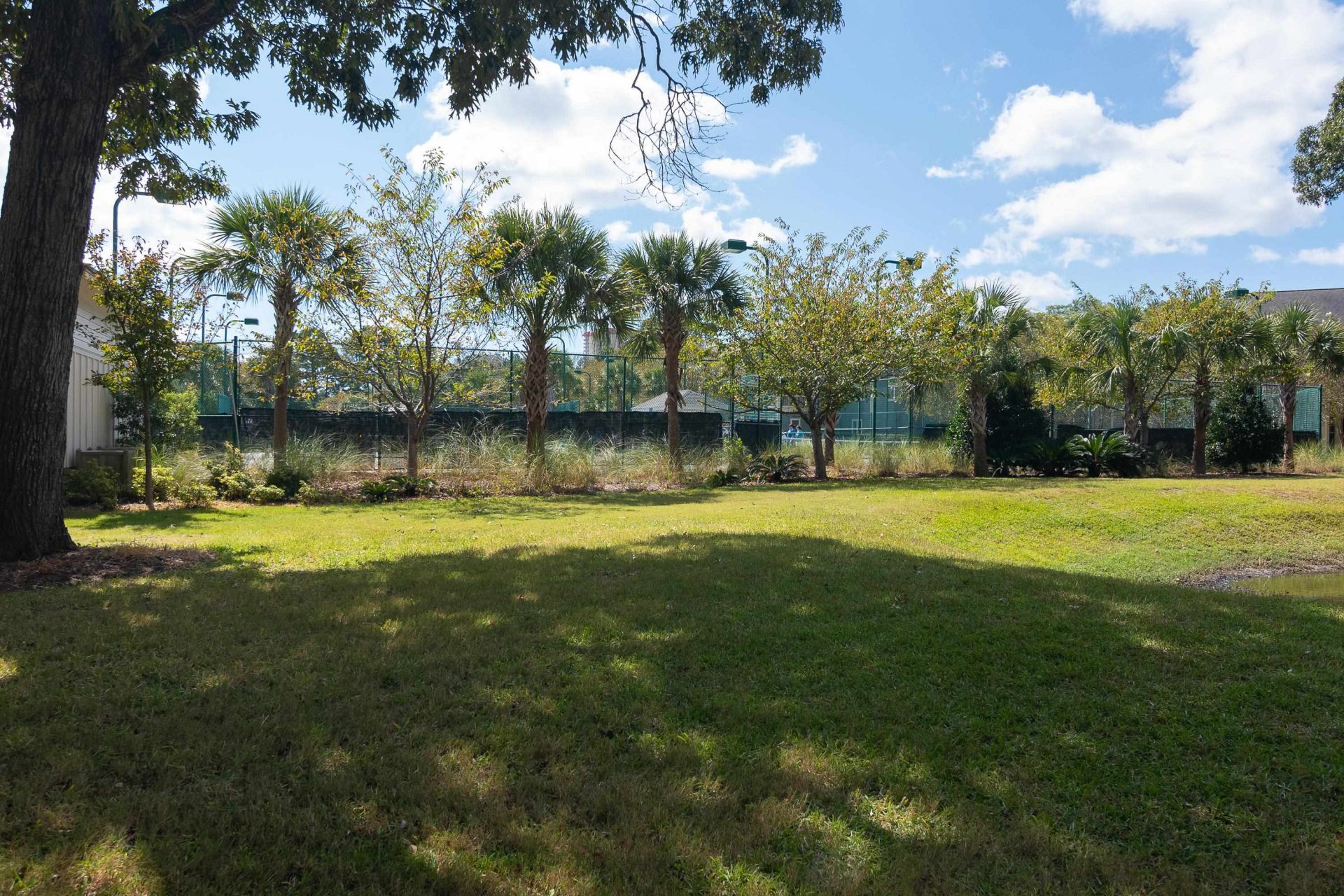 820 Castleford Circle Photo 39