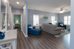 820 Castleford Circle photo 4