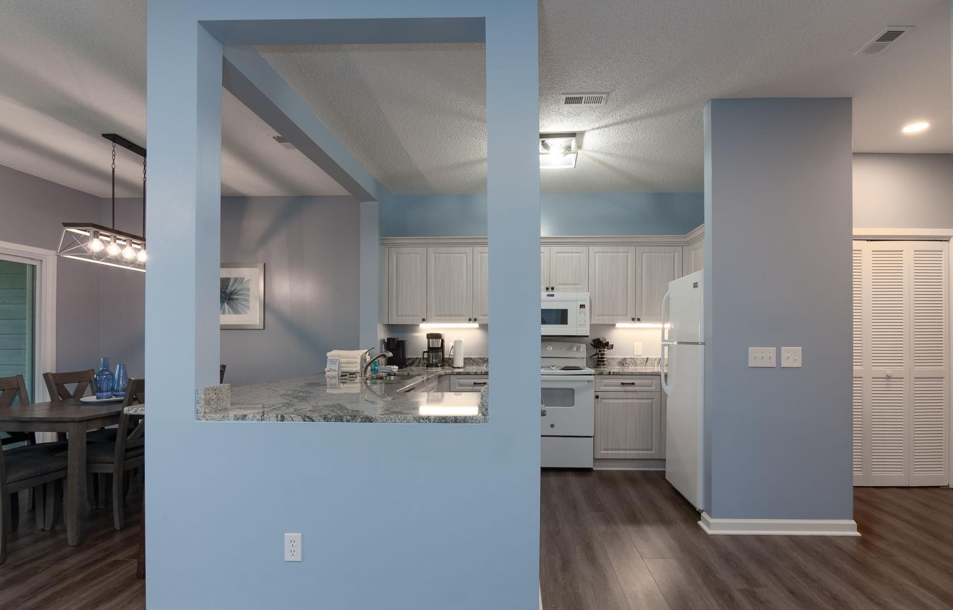 820 Castleford Circle Photo 9