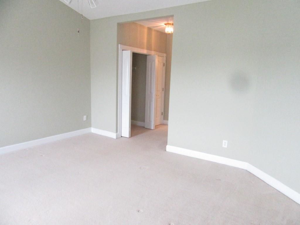 2241 Waterview Dr. Photo 10