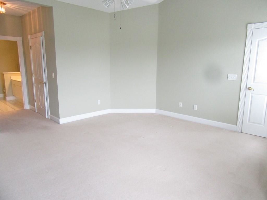 2241 Waterview Dr. Photo 11