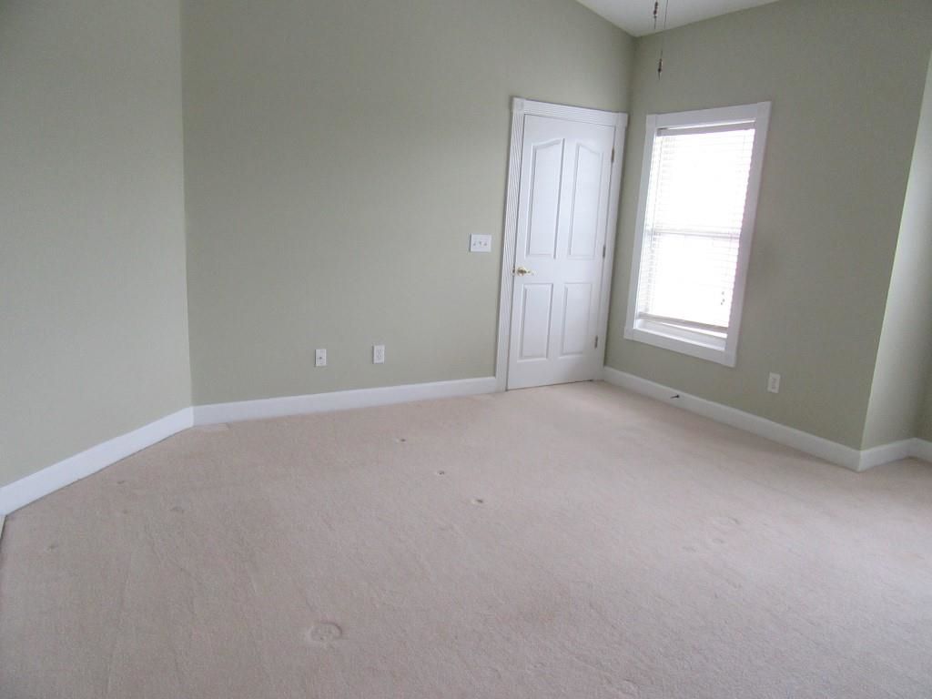 2241 Waterview Dr. Photo 14