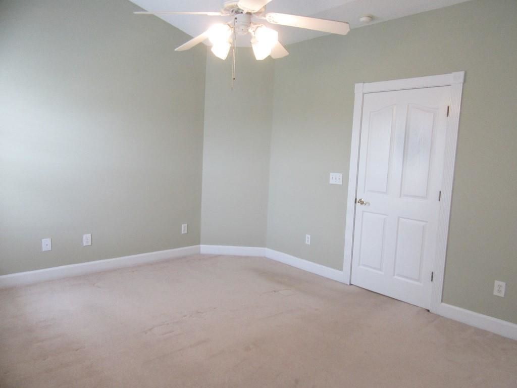 2241 Waterview Dr. Photo 18