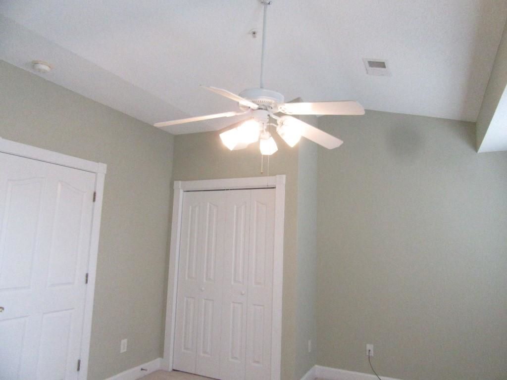 2241 Waterview Dr. Photo 21