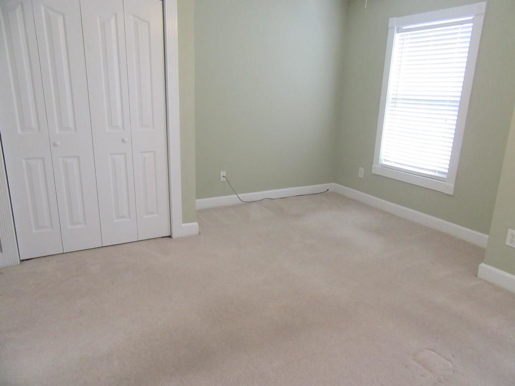 2241 Waterview Dr. Photo 22