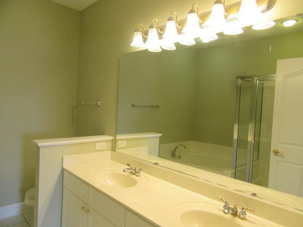 2241 Waterview Dr. Photo 28