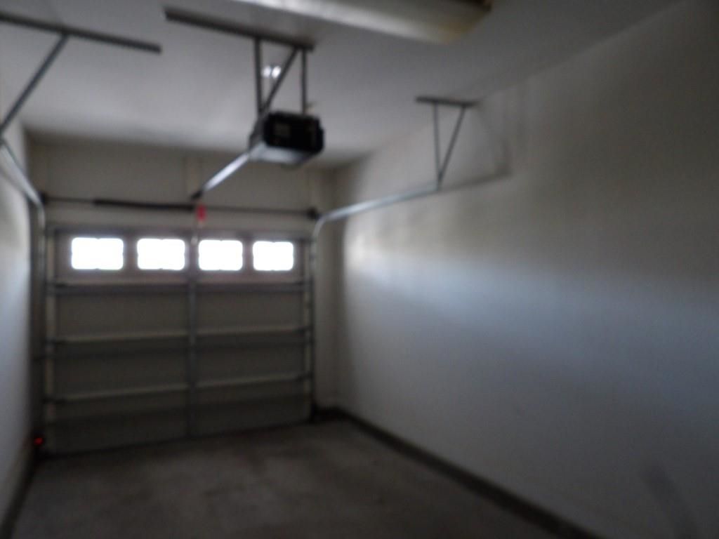 2241 Waterview Dr. Photo 34