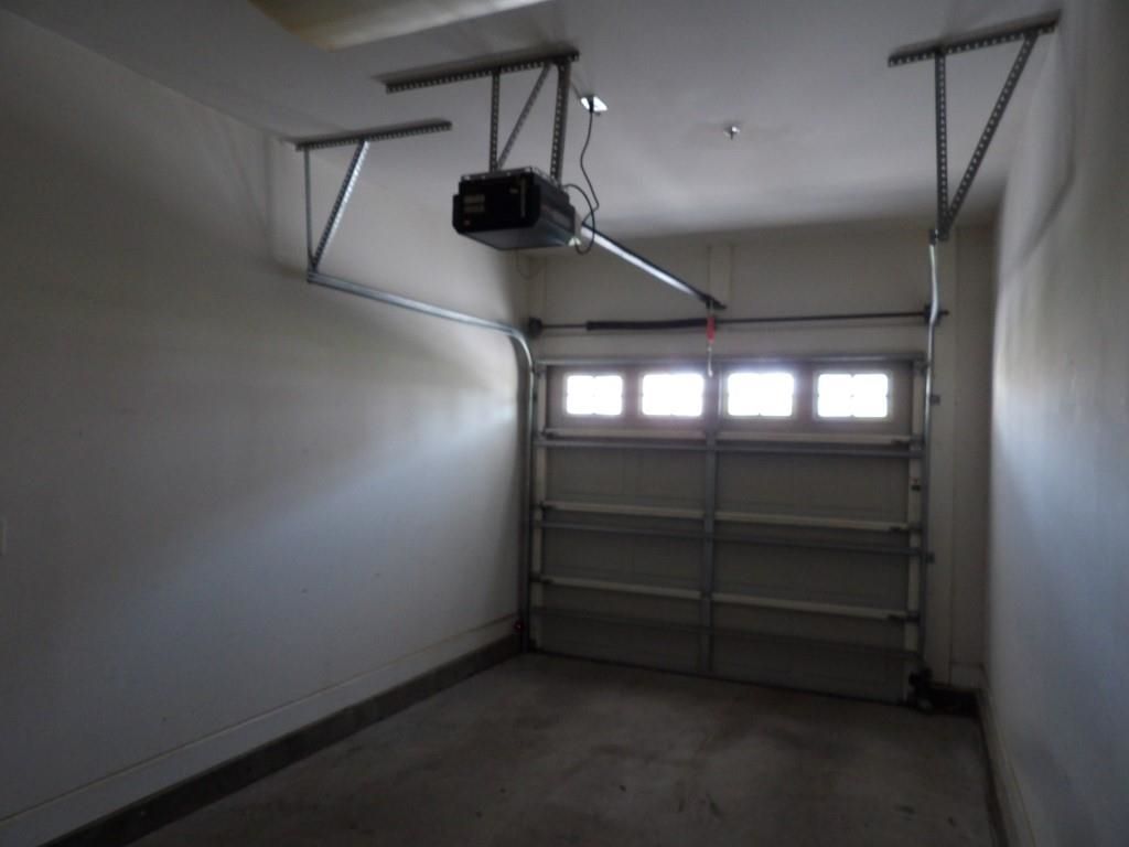 2241 Waterview Dr. Photo 35