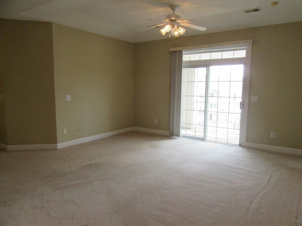 2241 Waterview Dr. Photo 7