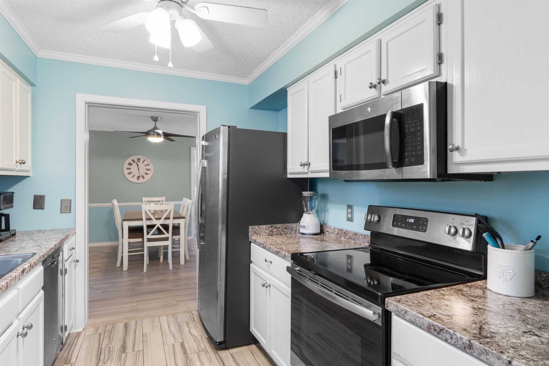 850 King James Ct. Photo 13