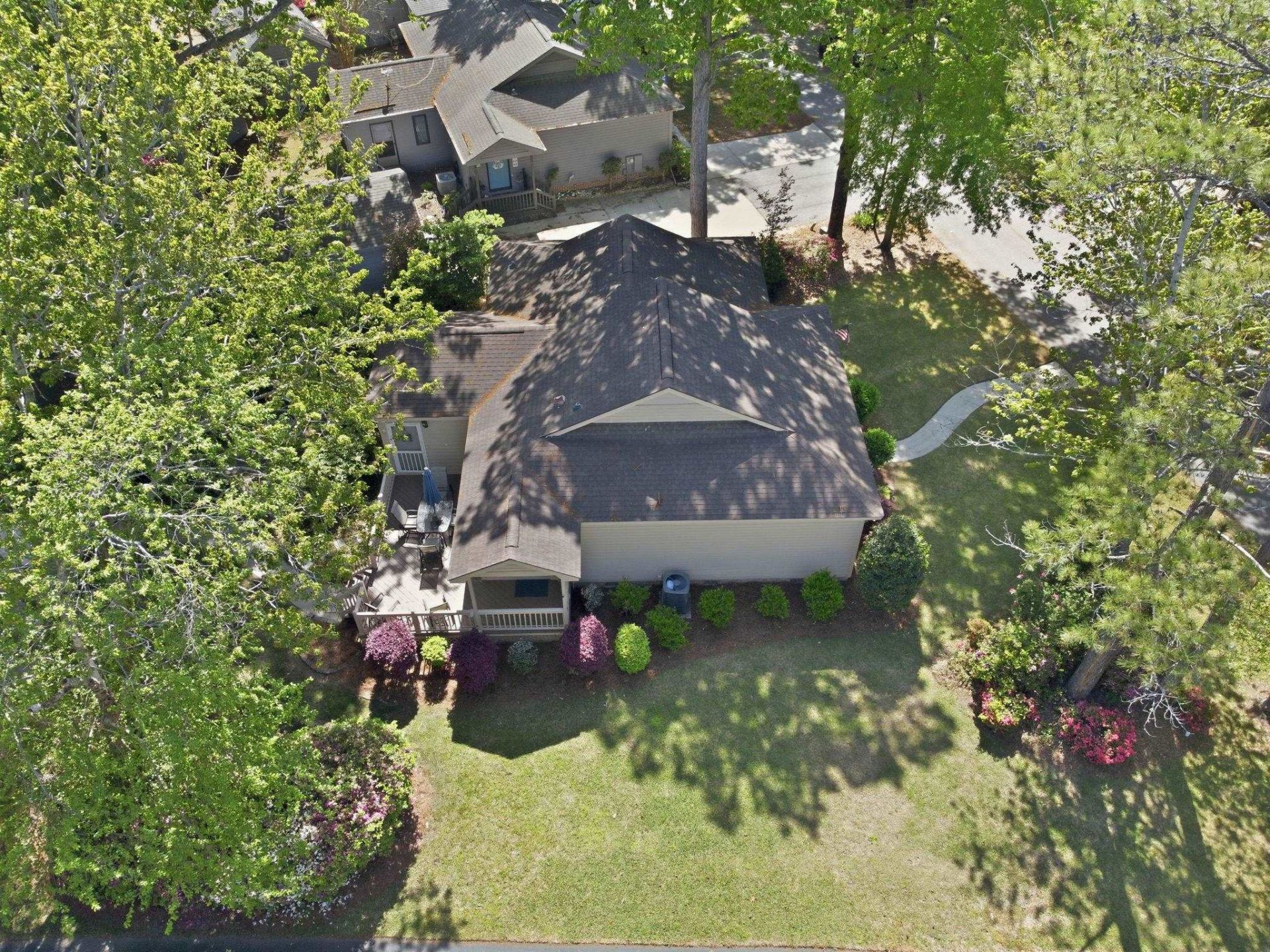 850 King James Ct. Photo 38