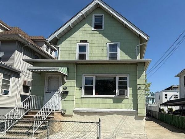 216 74th Street, NORTH BERGEN, NJ 07047