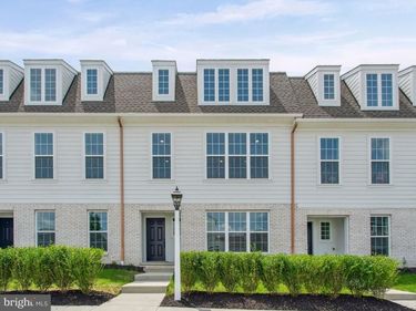 1132 ALDEN STREET, MOUNT JOY, PA 17552