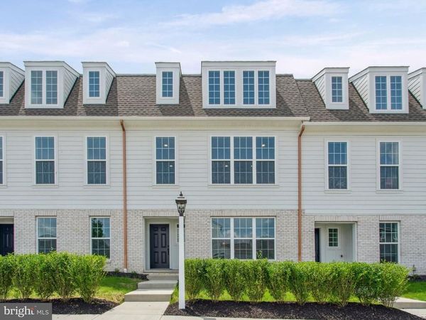 1132 ALDEN STREET , MOUNT JOY, PA 17552