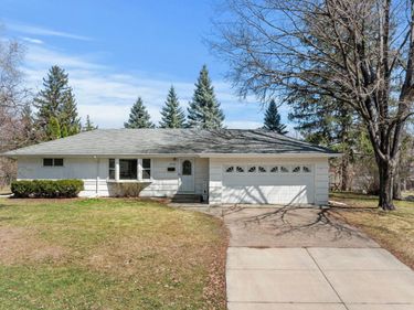 8701 Russell Avenue S, Bloomington, MN 55431
