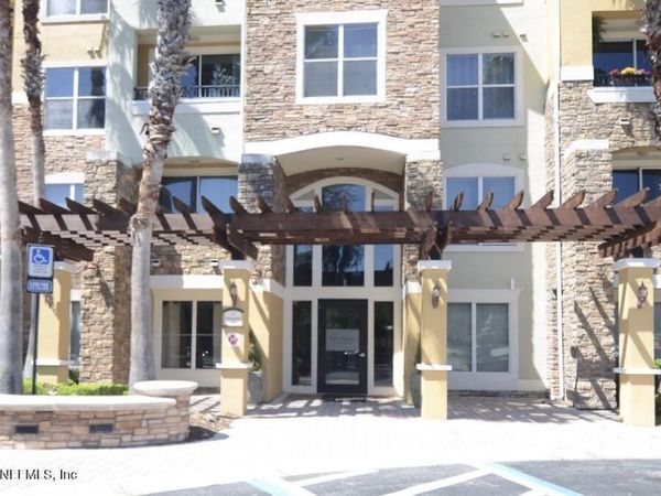 8539 GATE Parkway W, Unit 1522, Jacksonville, FL 32216