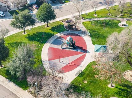 9820 Spring View Way, Elk Grove, CA 95757 Photo