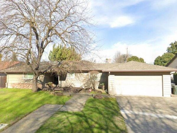 1165 Weber Way, Sacramento, CA 95822