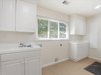 1220 El Toro Way, Sacramento, CA 95864 Photo