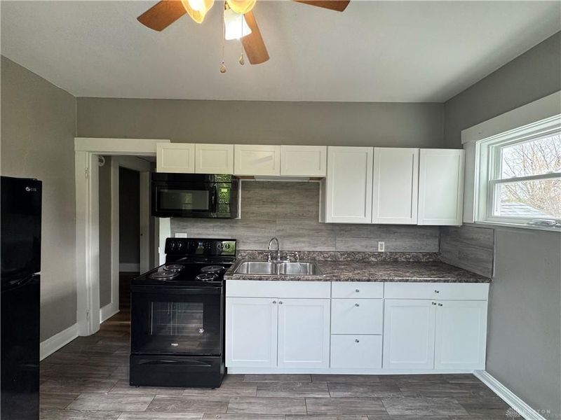 435 1/2 S Market Street, Troy, OH 45373 Photo 5