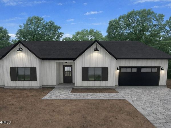 17637 W NORTHERN Avenue, Waddell, AZ 85355