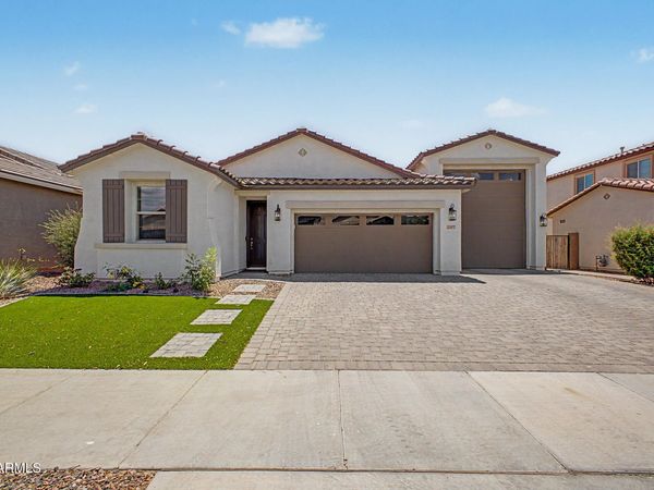 22877 E DOMINGO Road, Queen Creek, AZ 85142
