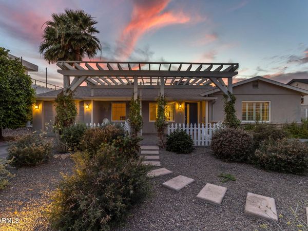 4126 N 44TH Place, Phoenix, AZ 85018