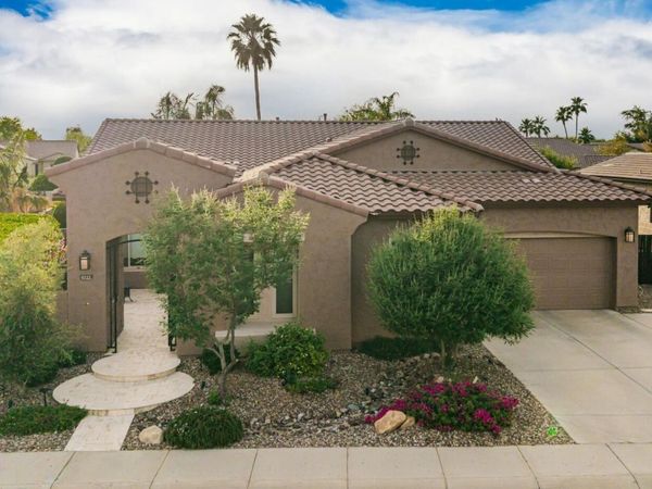 5722 S MESQUITE GROVE Way, Chandler, AZ 85249
