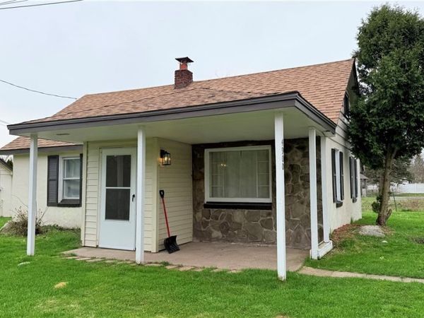 4900 Bear Road, Liverpool, NY 13088