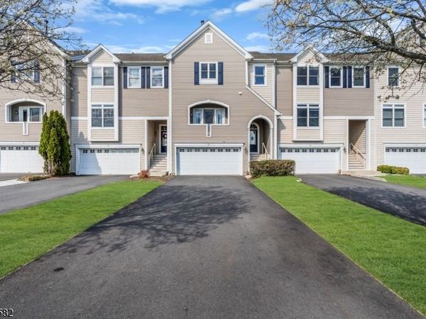 70 Bertrand Island Rd, Mount Arlington, NJ 07856