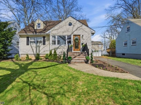 105 N 13Th St, Kenilworth, NJ 07033