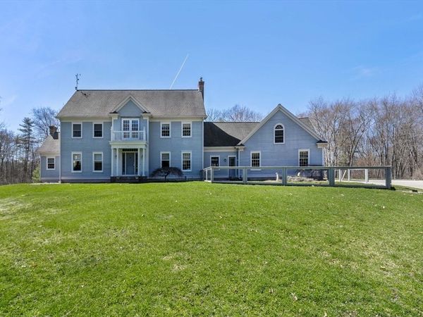 18 Abbey, Rehoboth, MA 02769